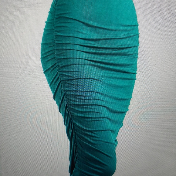 Ruched High Waist Pencil Skirt - Picture 2 of 6